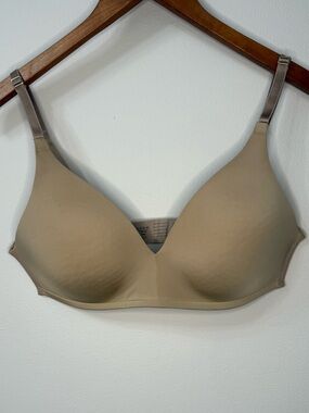Soma Vanishing 360 Wireless Bra 34C Nude Beige T-Shirt Bra Smooth Cups